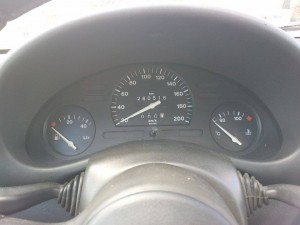Výměna budíků přístrojové desky Opel Corsa B 1